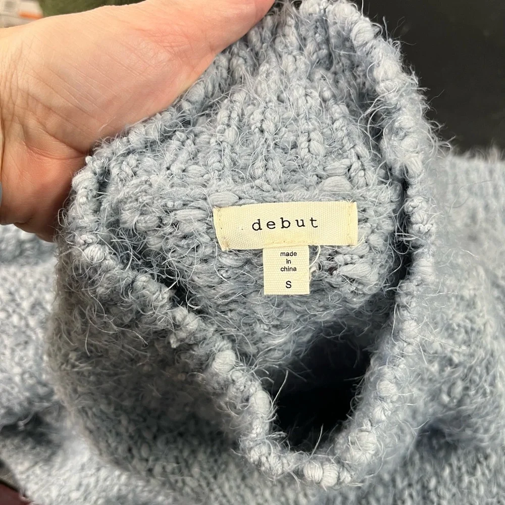 Debut eyelash sweater 26” p2p